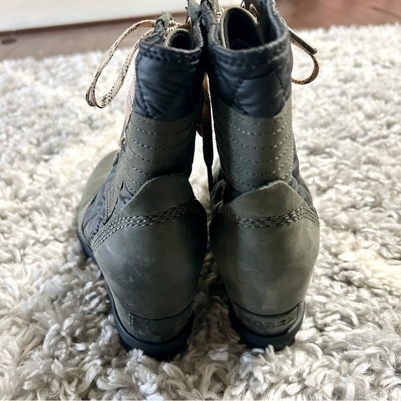 Sorel Lexie Waterproof Leather Wedge Boot in‎ Dark Slate sz 7.5 - Picture 4 of 7